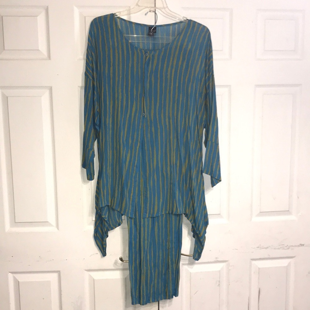 Women’s 2-pc Pantset